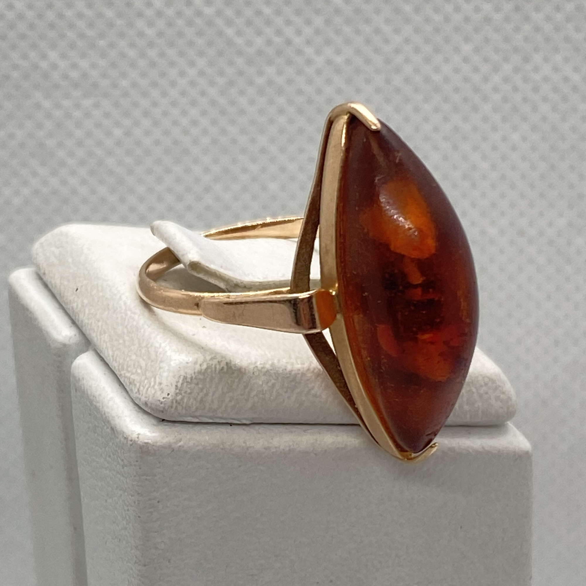Кольцо из красного золота с янтарем (30690467)  2