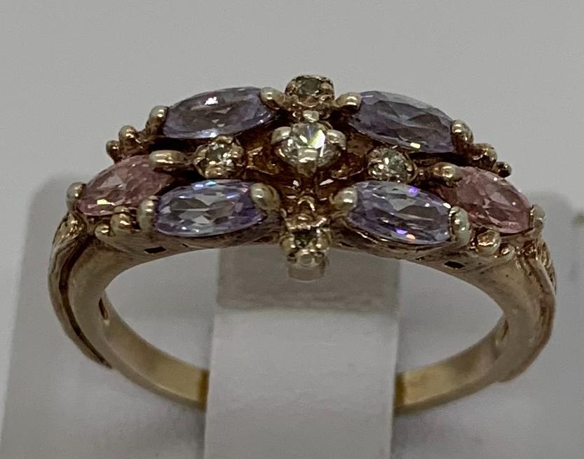 Серебряное кольцо с цирконием (33464651) 0