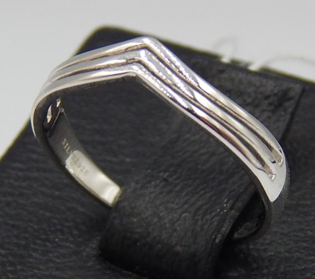 Серебряное кольцо (30844937) 1