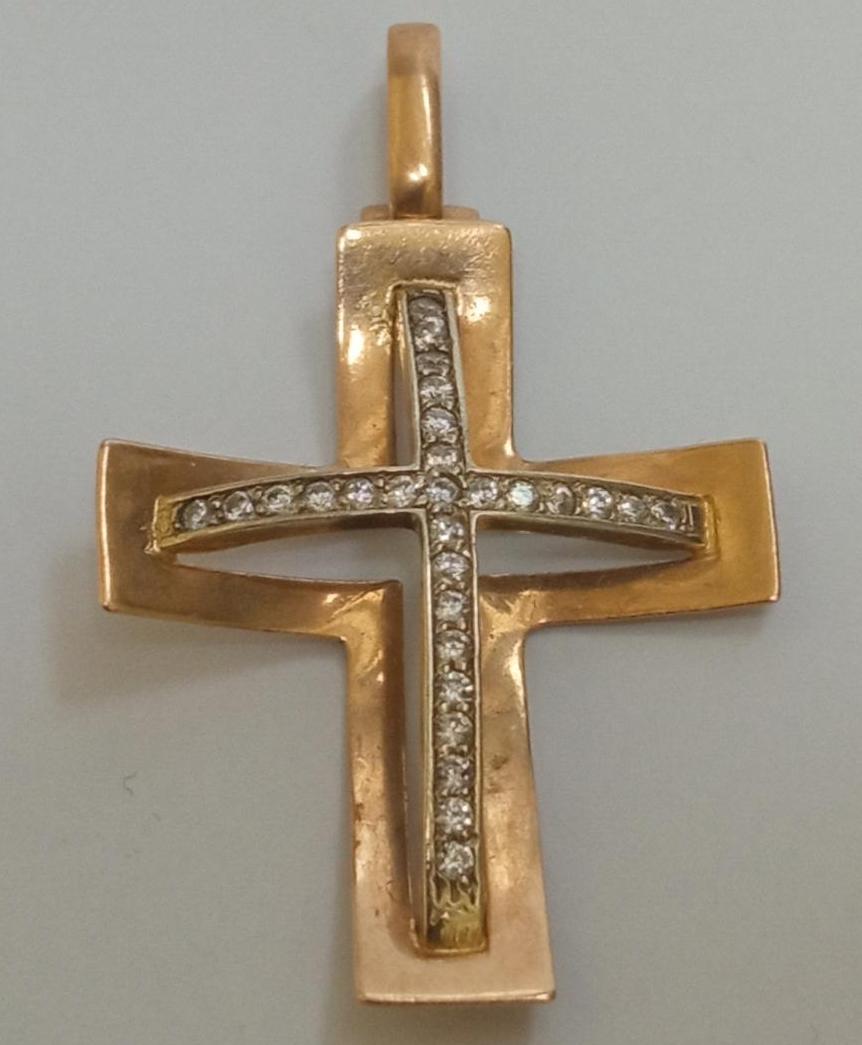 Подвес-крест из красного и белого золота с цирконием (32728757) 0