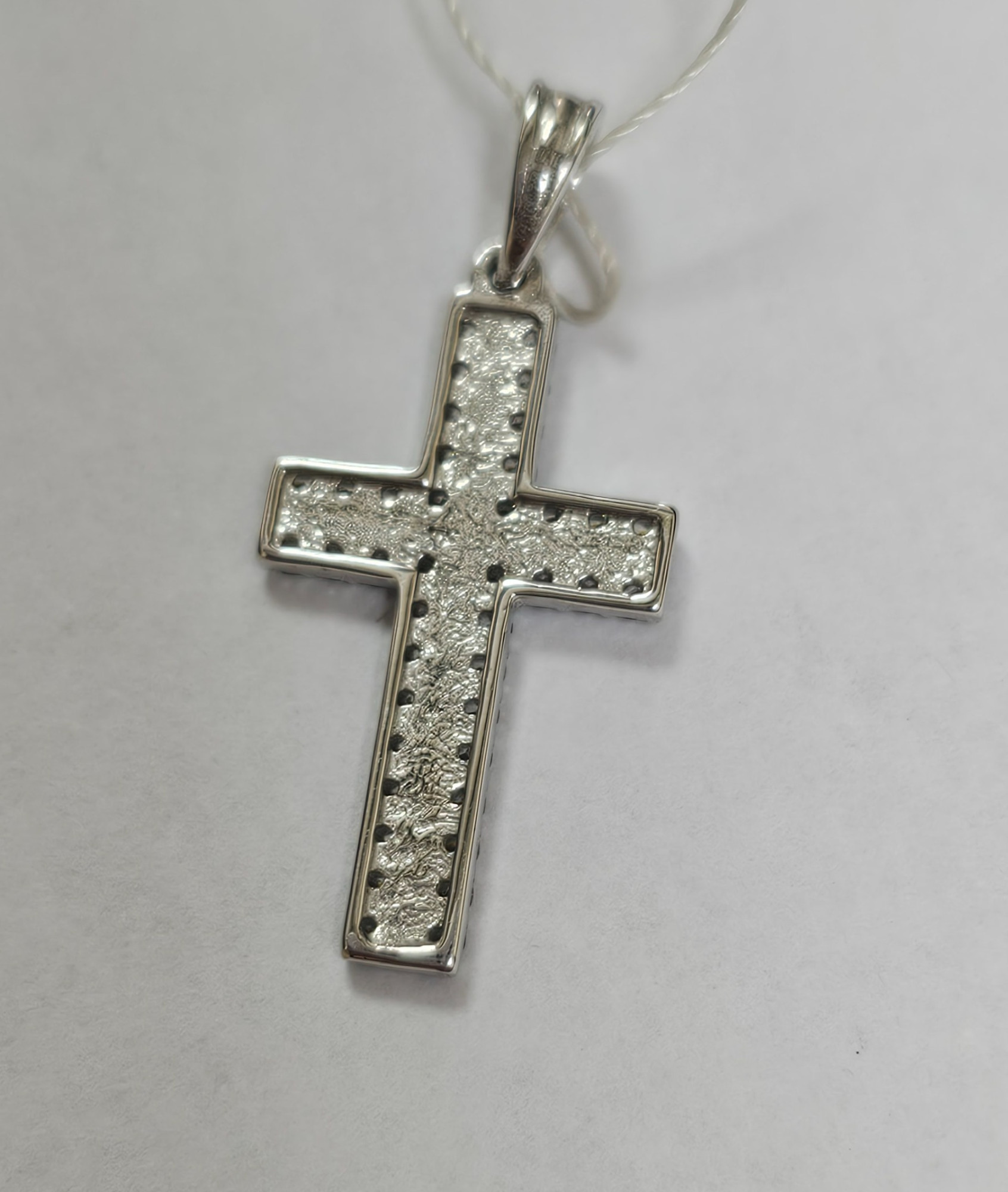 Підвіс-хрест з білого золота з цирконієм (33790960) 2