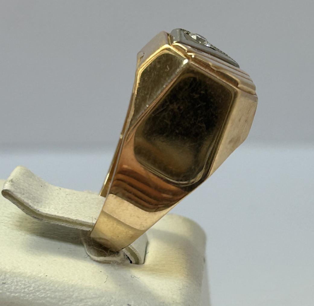 Перстень из красного и белого золота с цирконием (33804611) 1