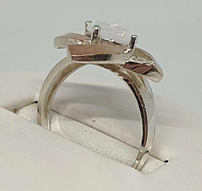 Серебряное кольцо с позолотой и цирконием (31406970) 2