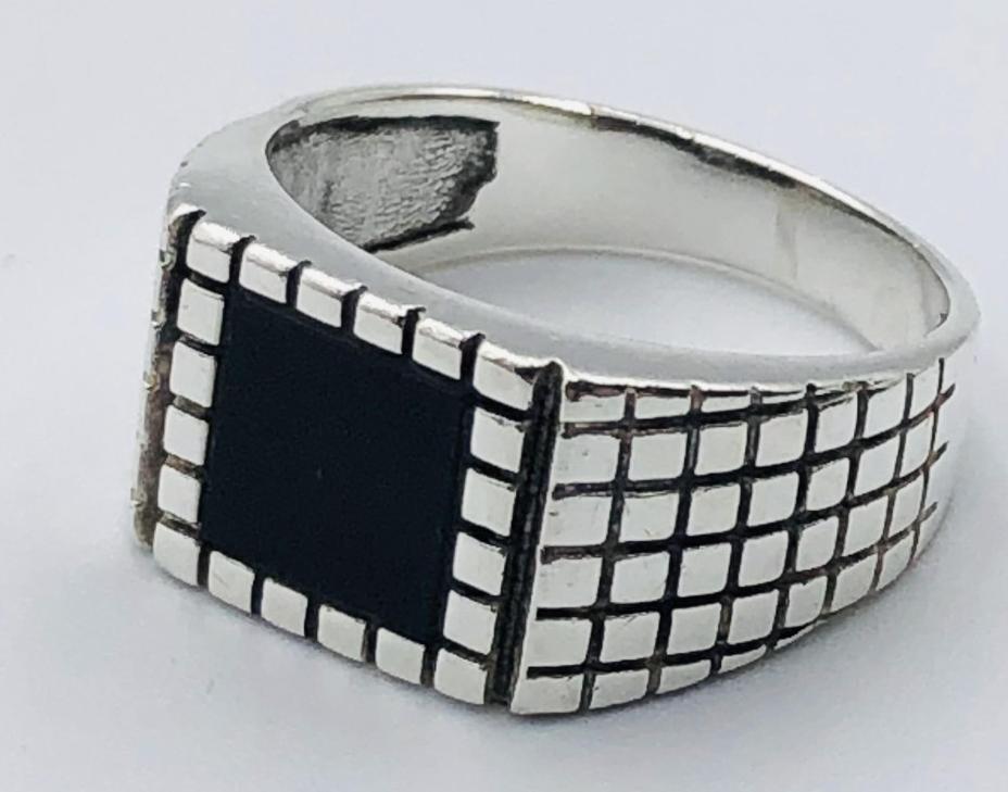 Срібний перстень з оніксом (33379725) 1
