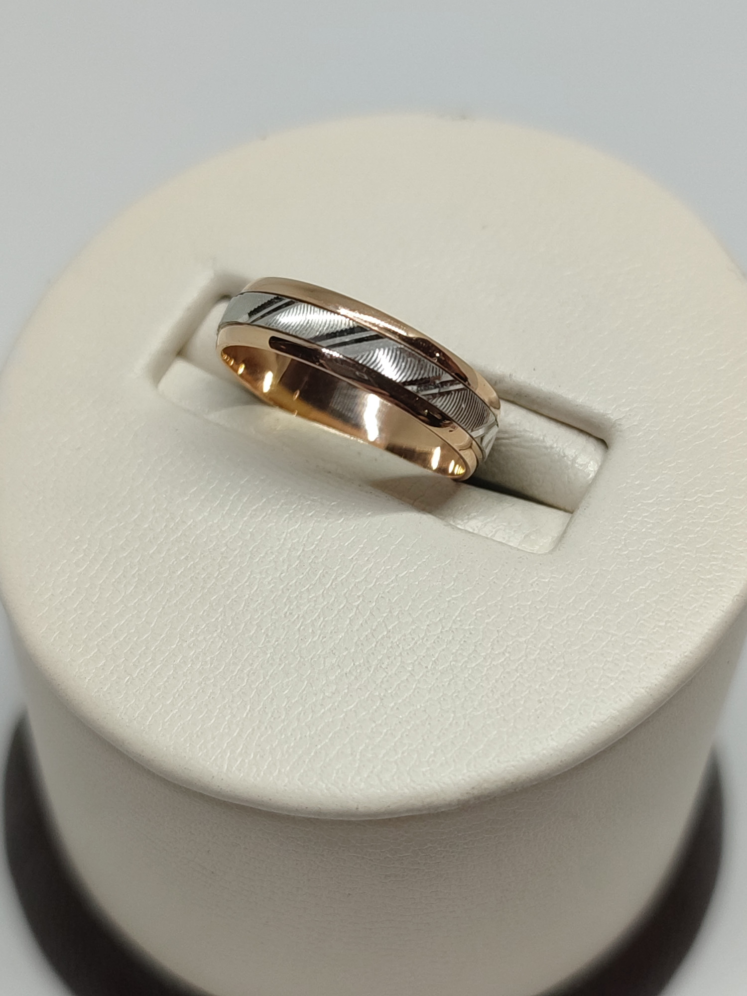 Обручальное кольцо из красного и белого золота (33393018) 4