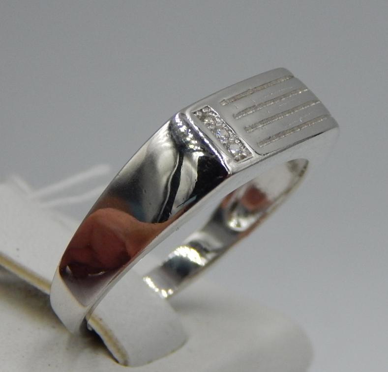 Срібний перстень із цирконієм (29309199) 0