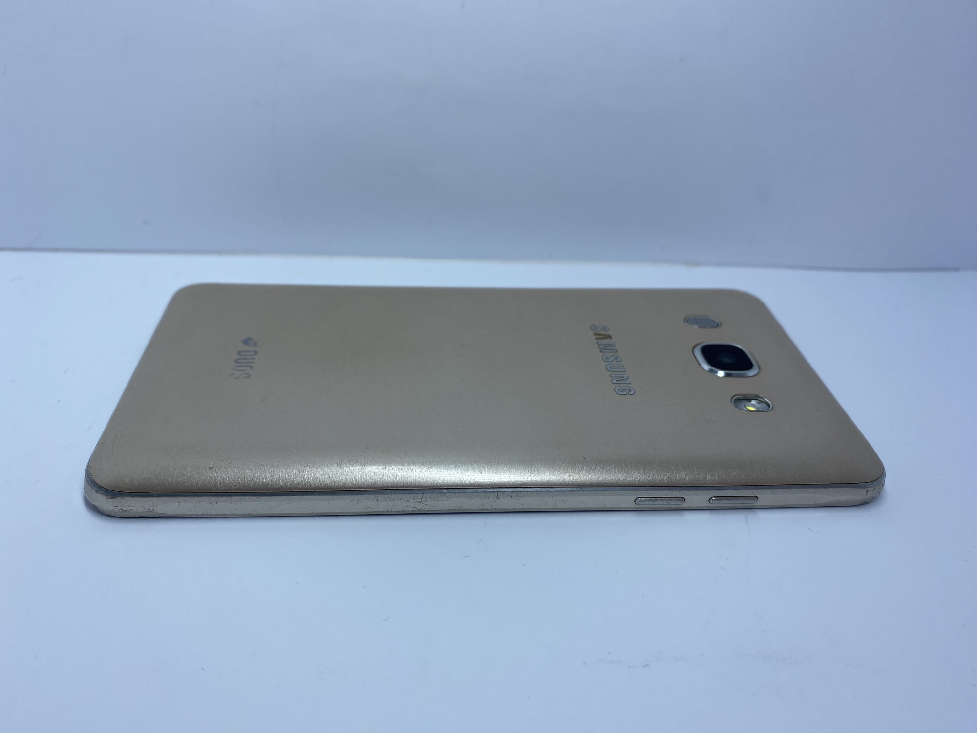 Samsung Galaxy J5 2016 (SM-J510H) 2/16G 2