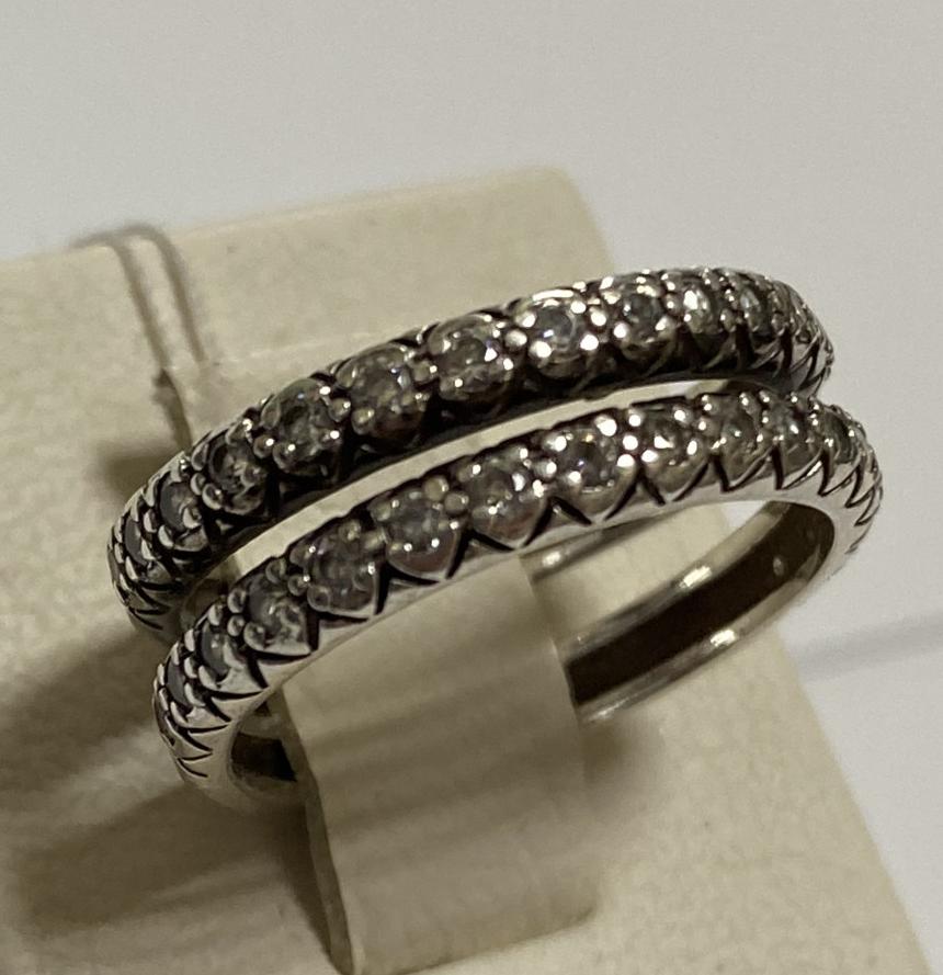Серебряное кольцо с цирконием (33471524) 1