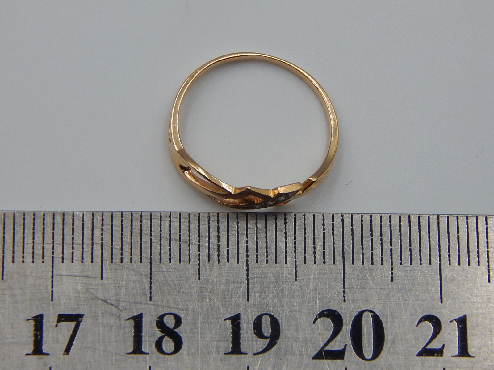 Кольцо из желтого и белого золота с цирконием (32430145)  5