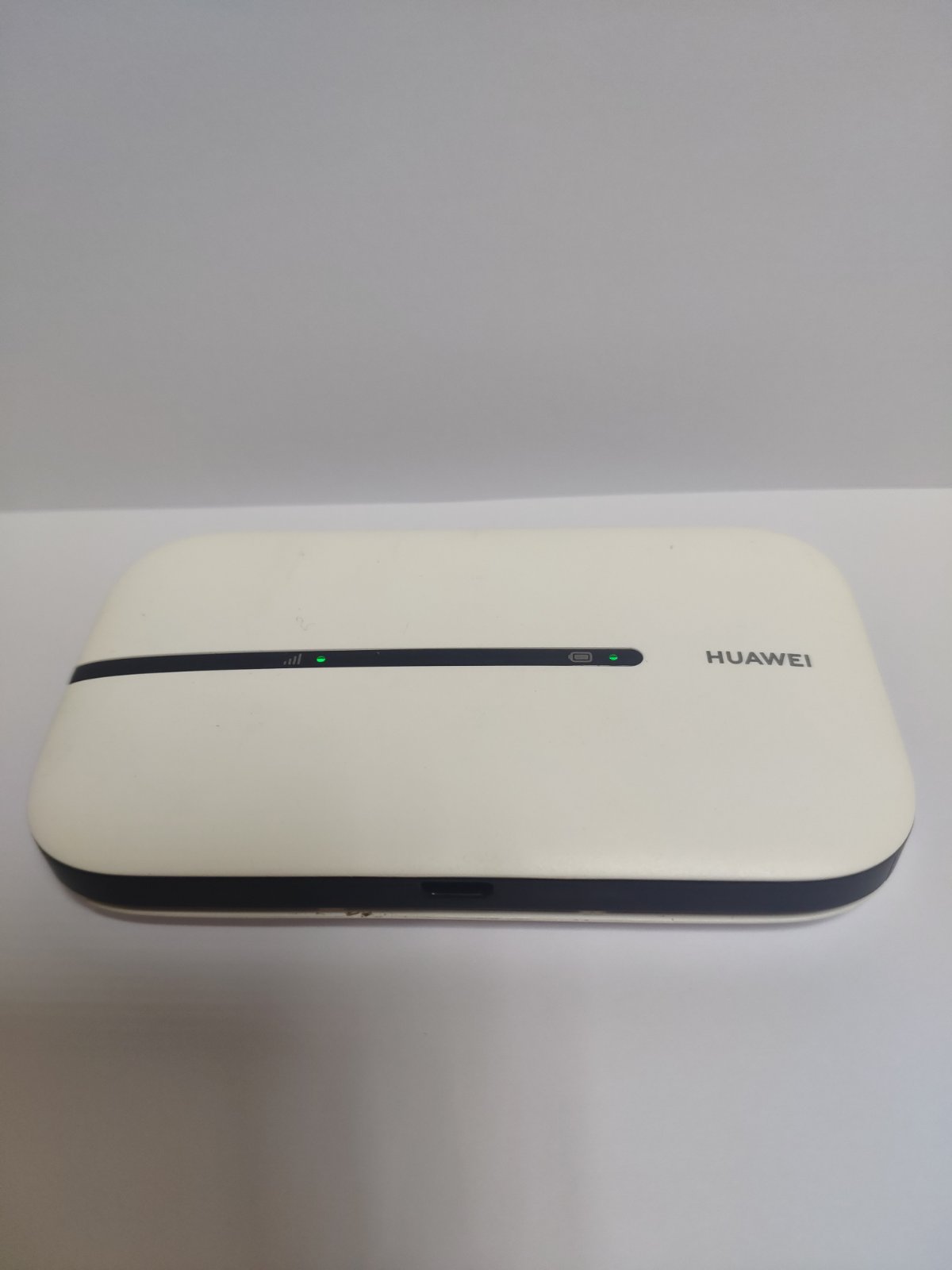 Модем 3G/4G + Wi-Fi роутер Huawei E5576-320 0