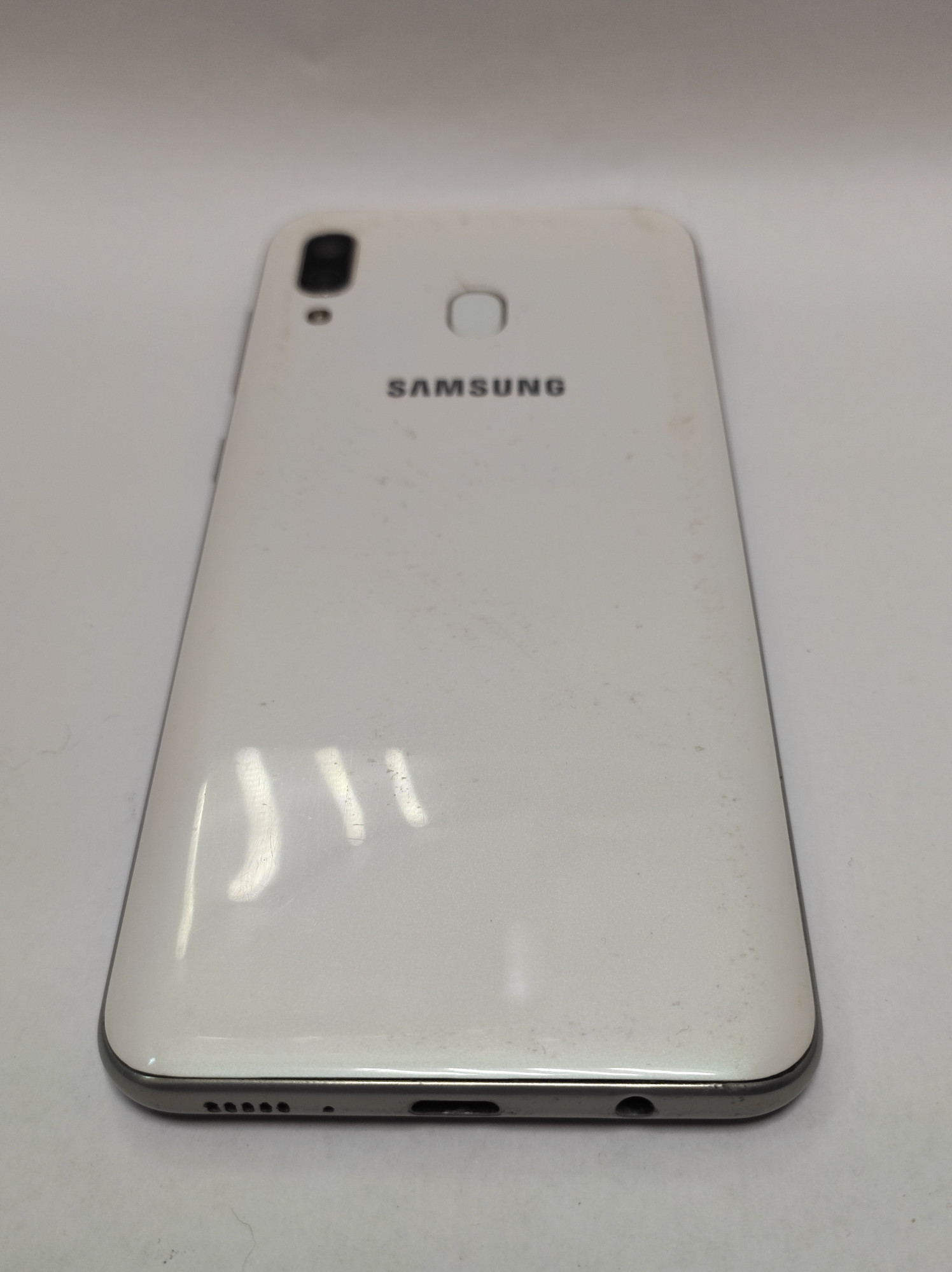 Samsung Galaxy A30 (SM-A305FN) 3/32Gb 5