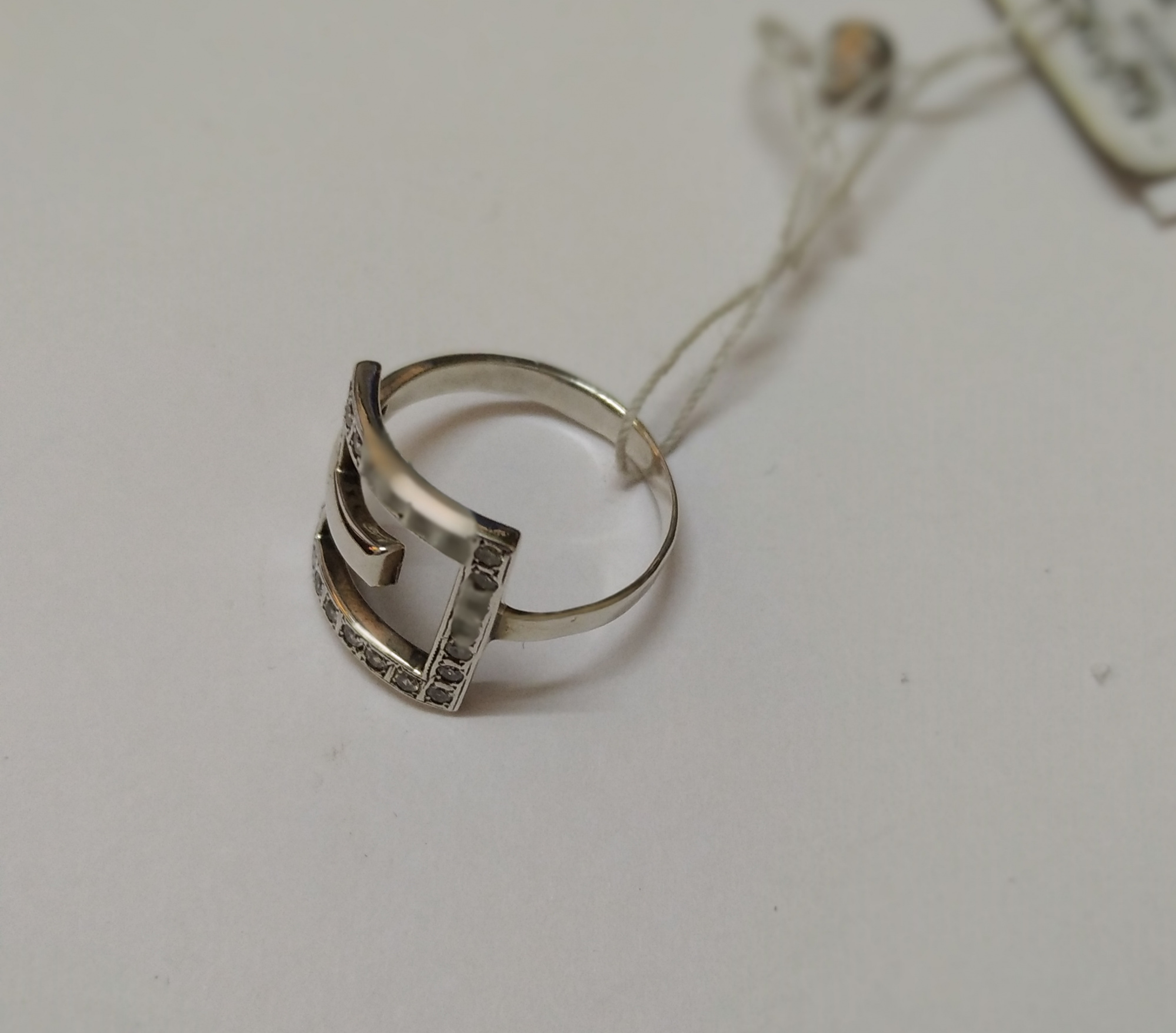 Серебряное кольцо с цирконием (5400328) 2