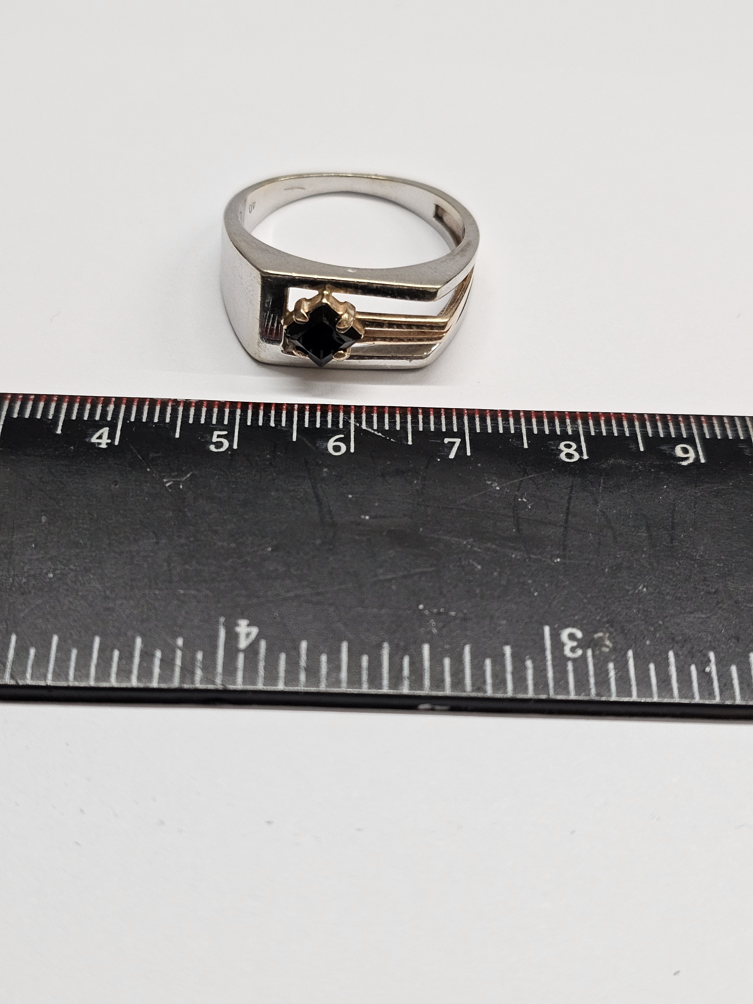 Перстень з червоного та білого золота з цирконієм (33112658) 4
