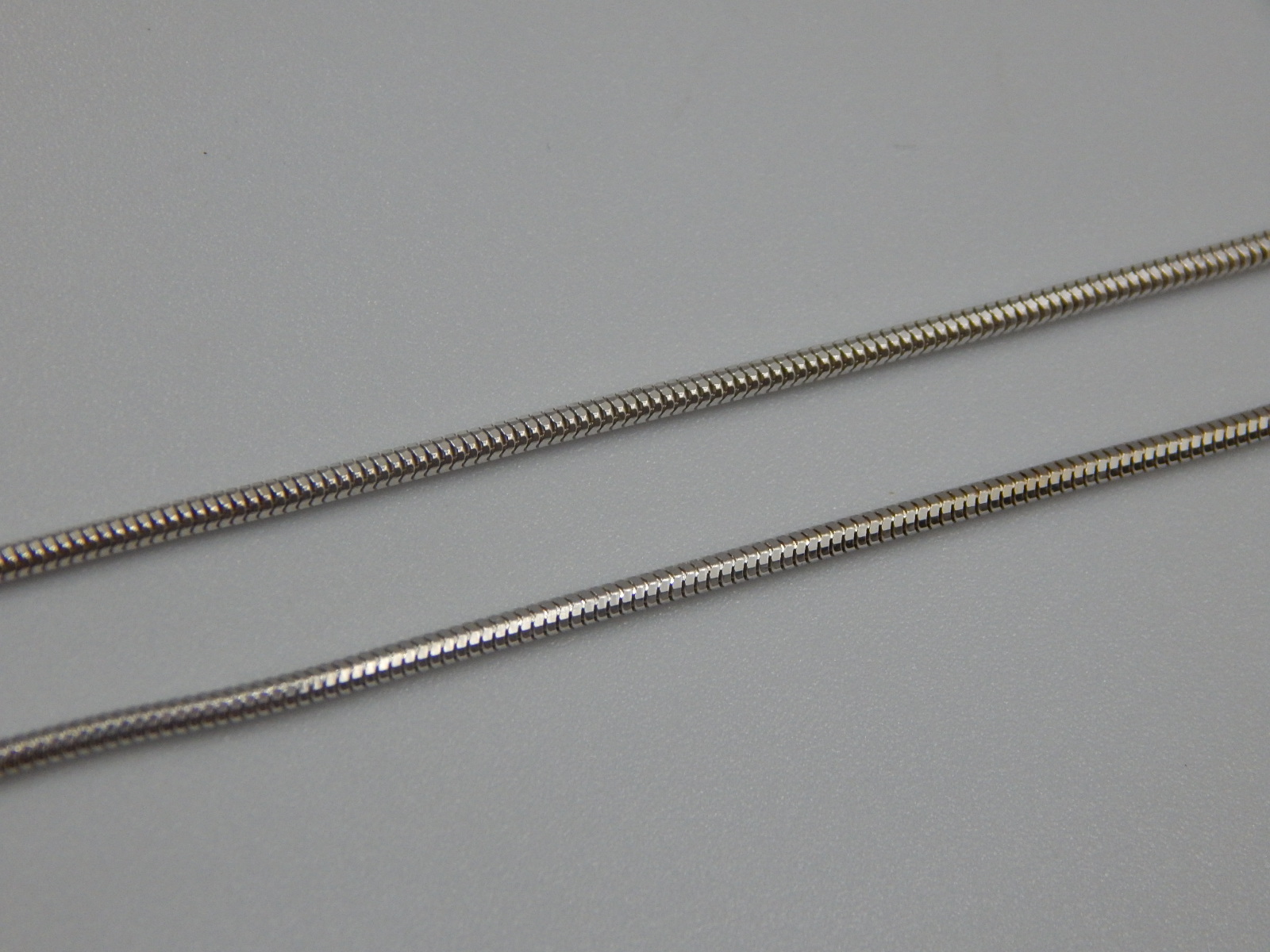 Серебряная цепь с плетением Снейк (31376038) 1
