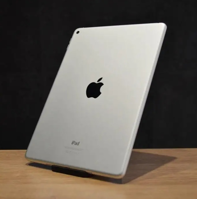 Планшет Apple iPad Air 2 Wi-Fi 64GB 2