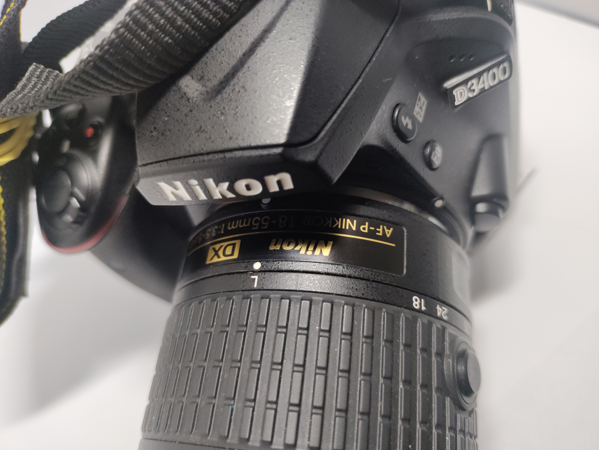 Фотоапарат Nikon D3400 3