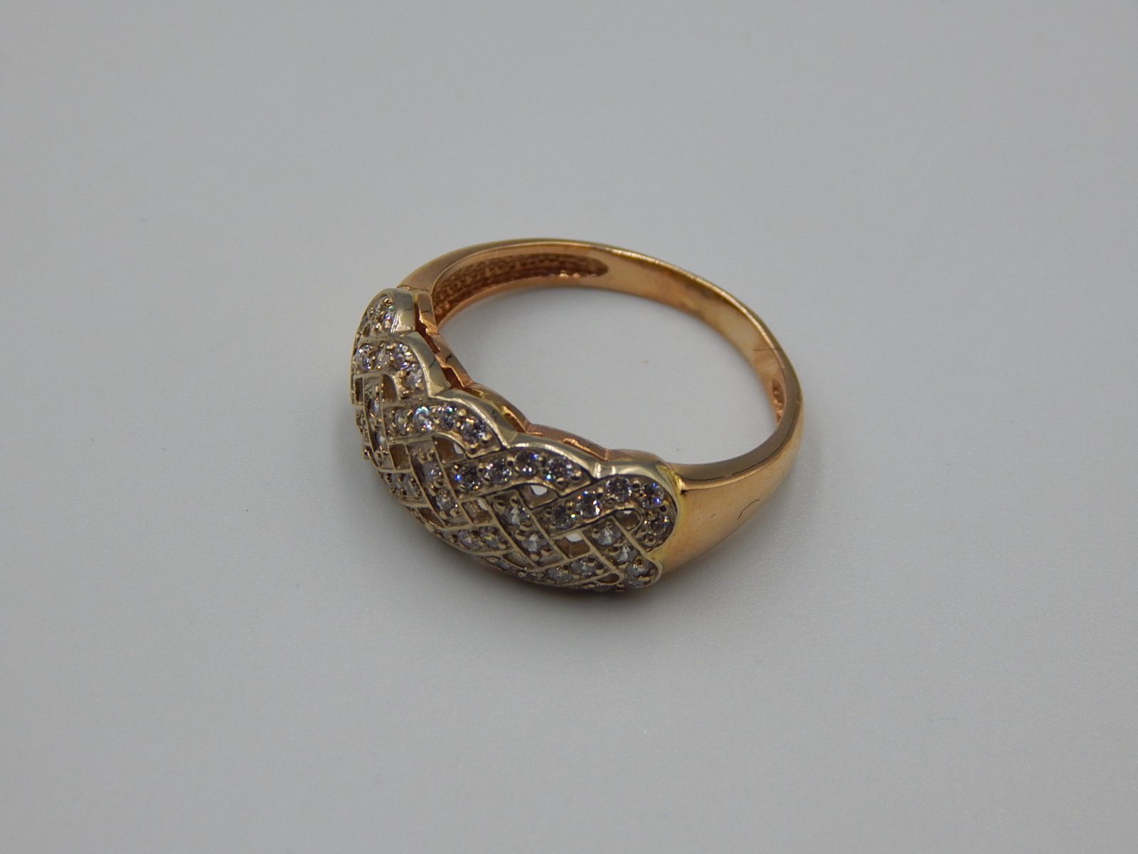 Кольцо из красного и белого золота с цирконием (32184971)  5