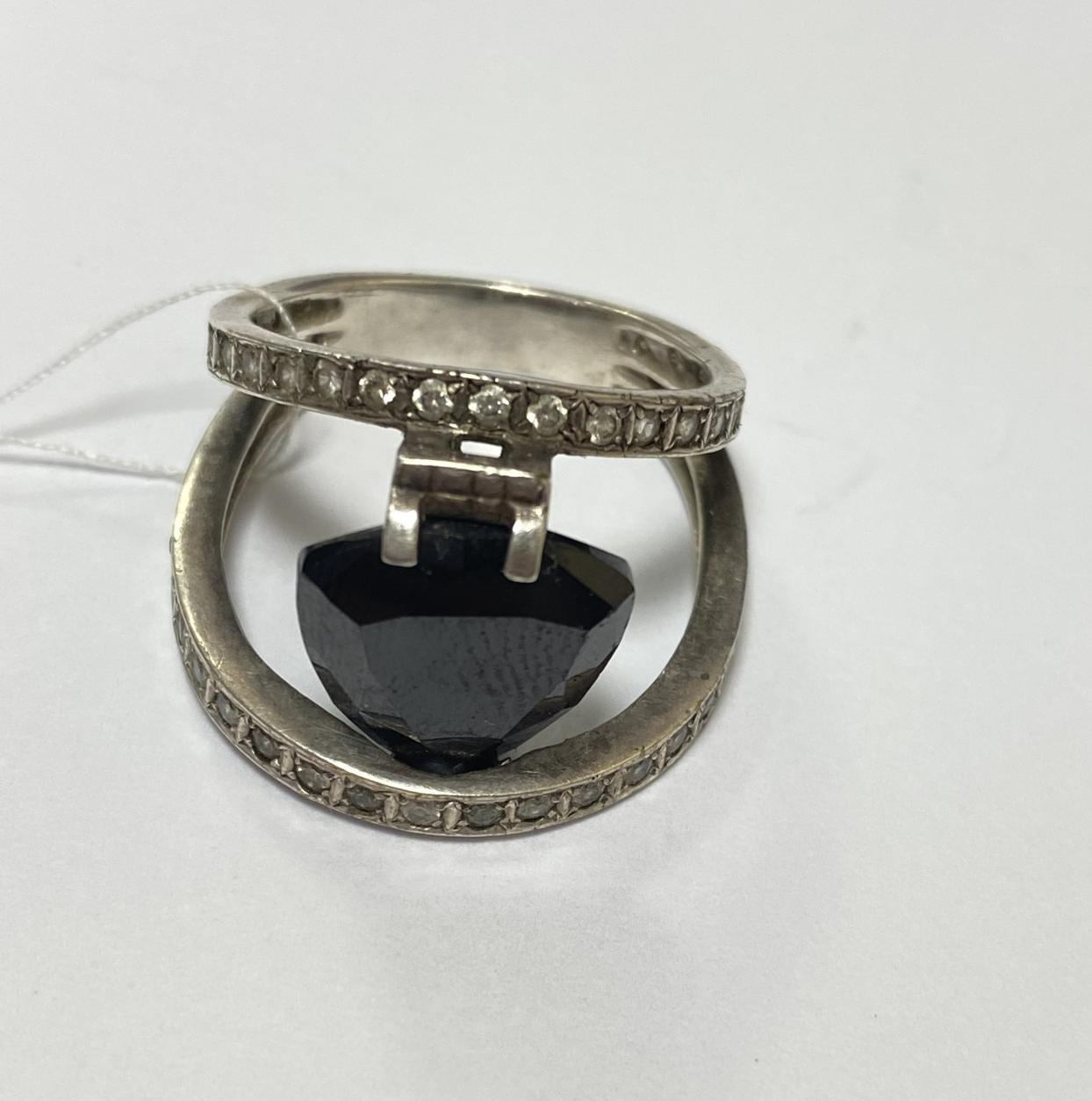 Серебряное кольцо с цирконием и ониксом (33764161) 2