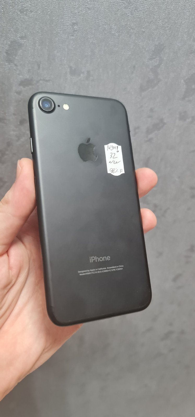 Apple iPhone 7 32Gb Black (MN8X2)  0