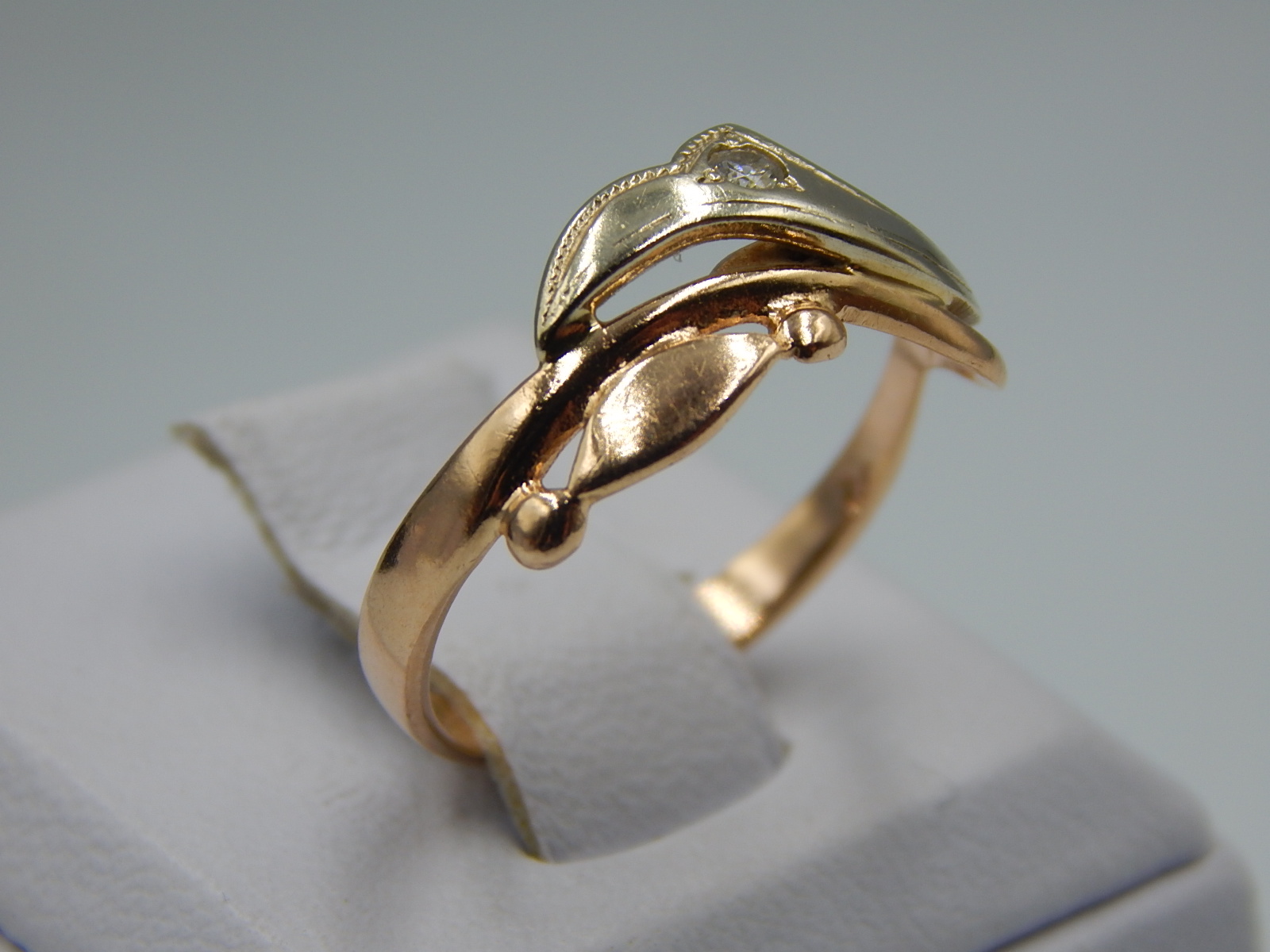 Кольцо из красного и белого золота с цирконием (33252170)  4