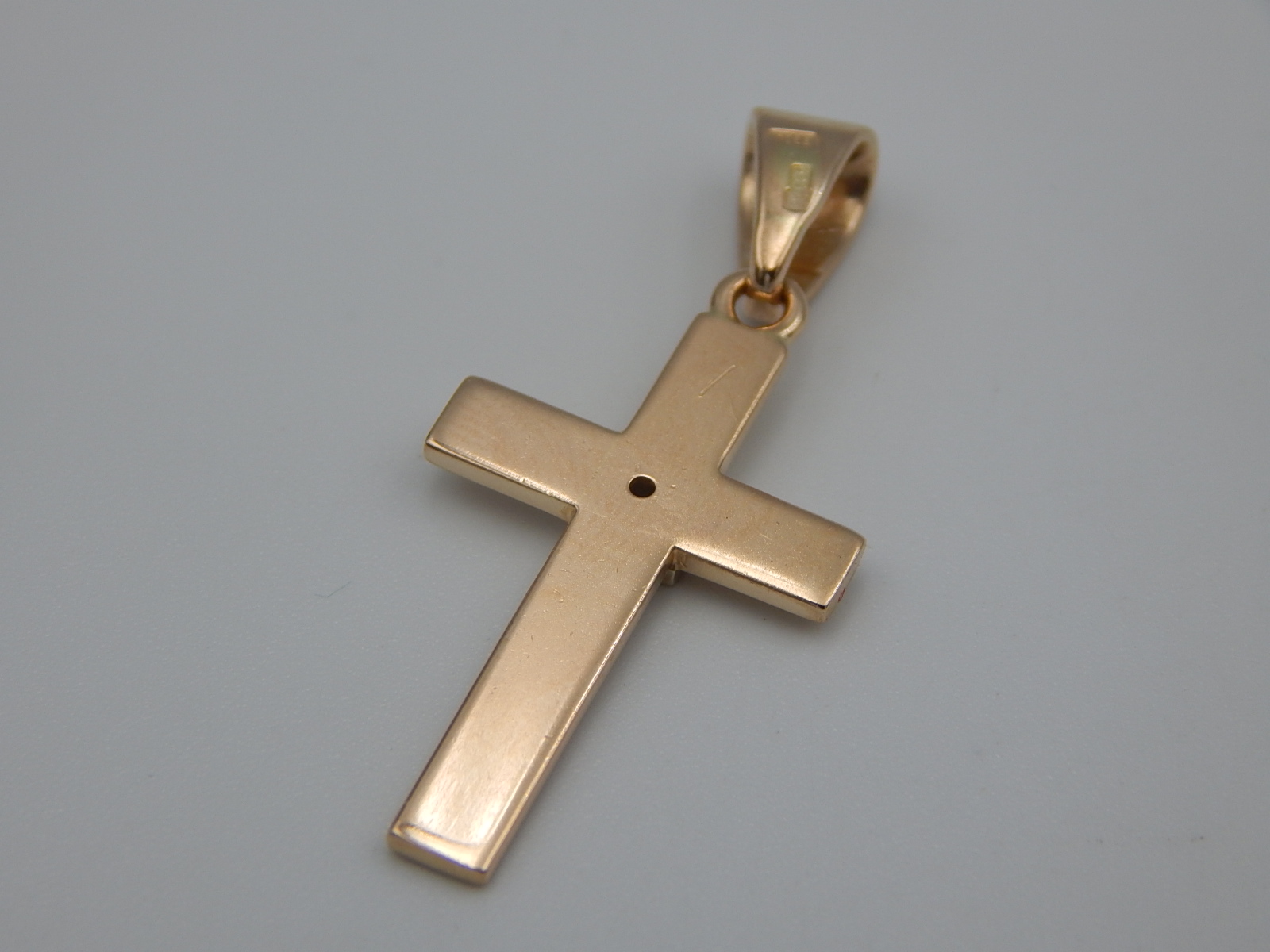 Підвіс-хрест з червоного та білого золота з діамантом (33676632) 2