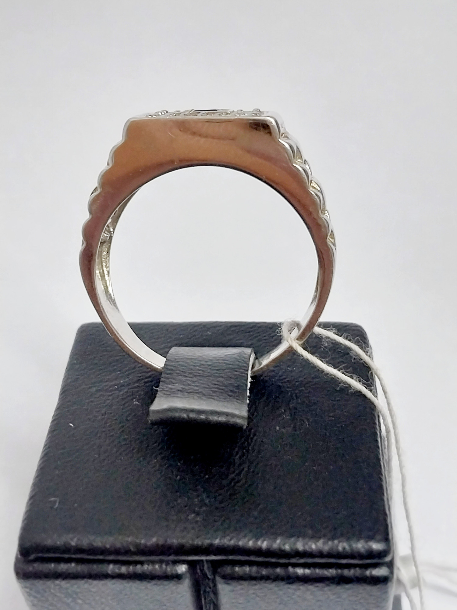 Серебряный перстень с цирконием (30827653) 4
