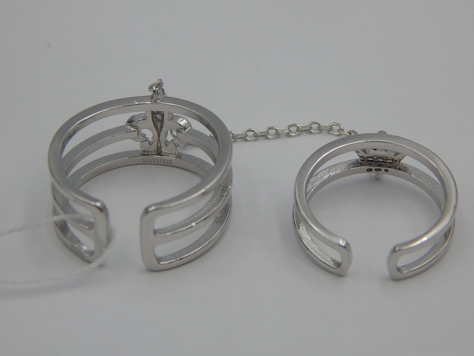 Серебряное кольцо с цирконием (28353778) 3