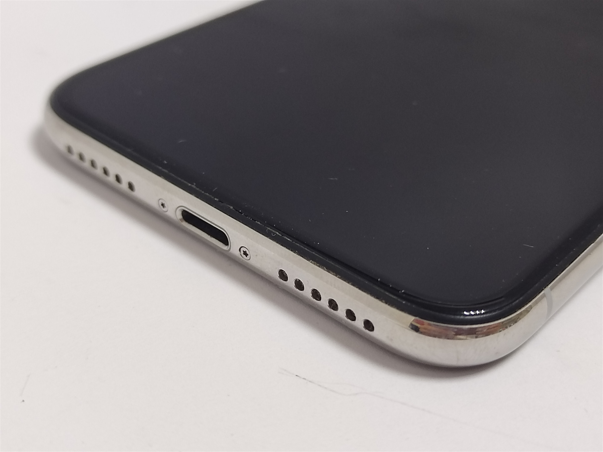Apple iPhone X 64Gb Silver 7