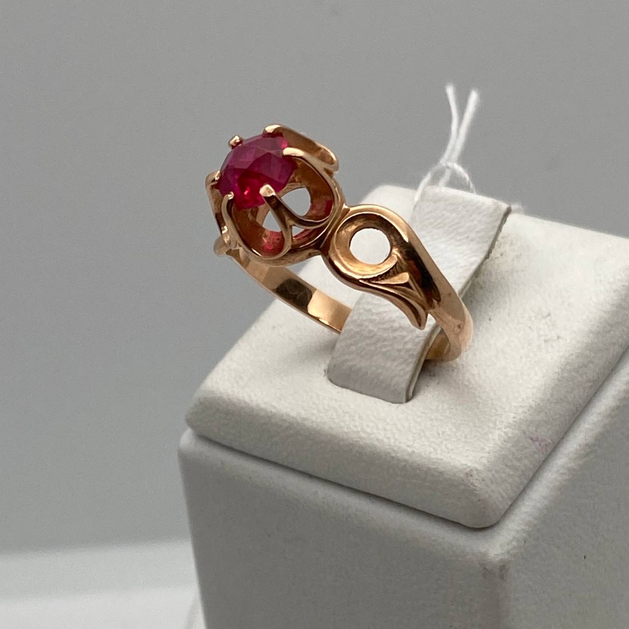 Кольцо из красного золота с корундом (30606774) 5