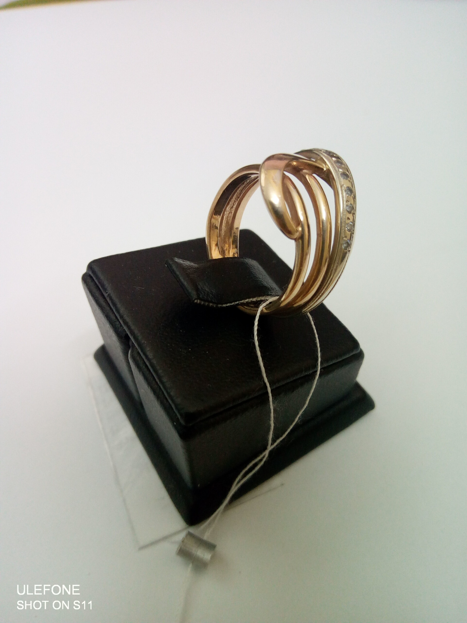 Кольцо из красного и белого золота с цирконием (31778568)  2