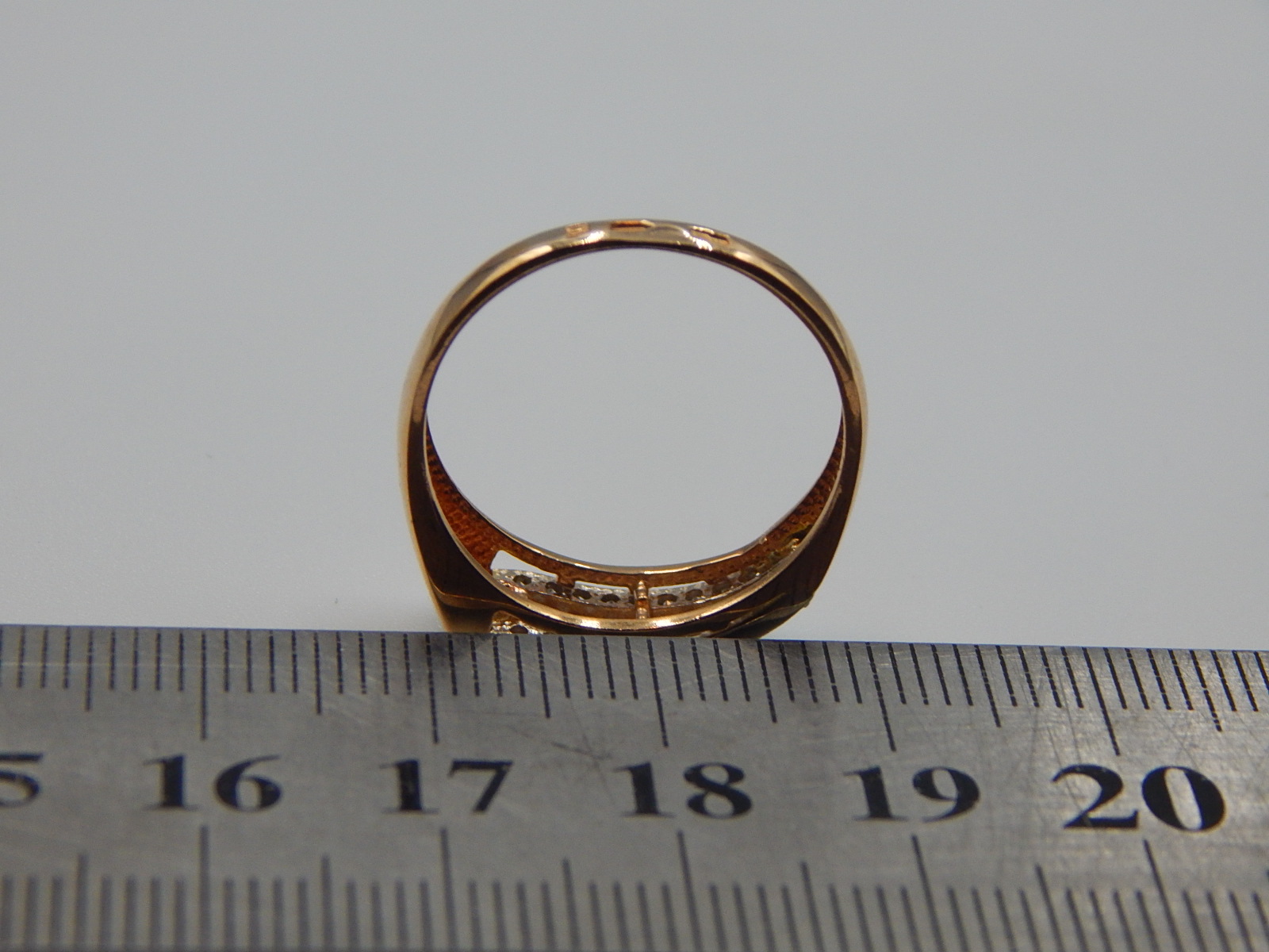 Кольцо из красного и белого золота с цирконием (32148326)  5