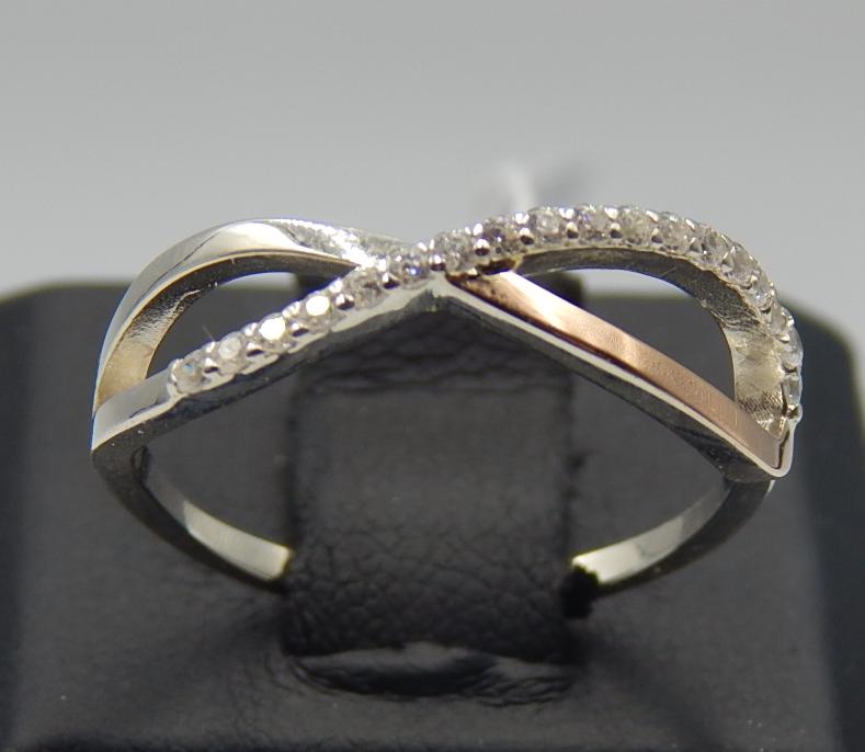 Серебряное кольцо с позолотой и цирконием (31646934) 1