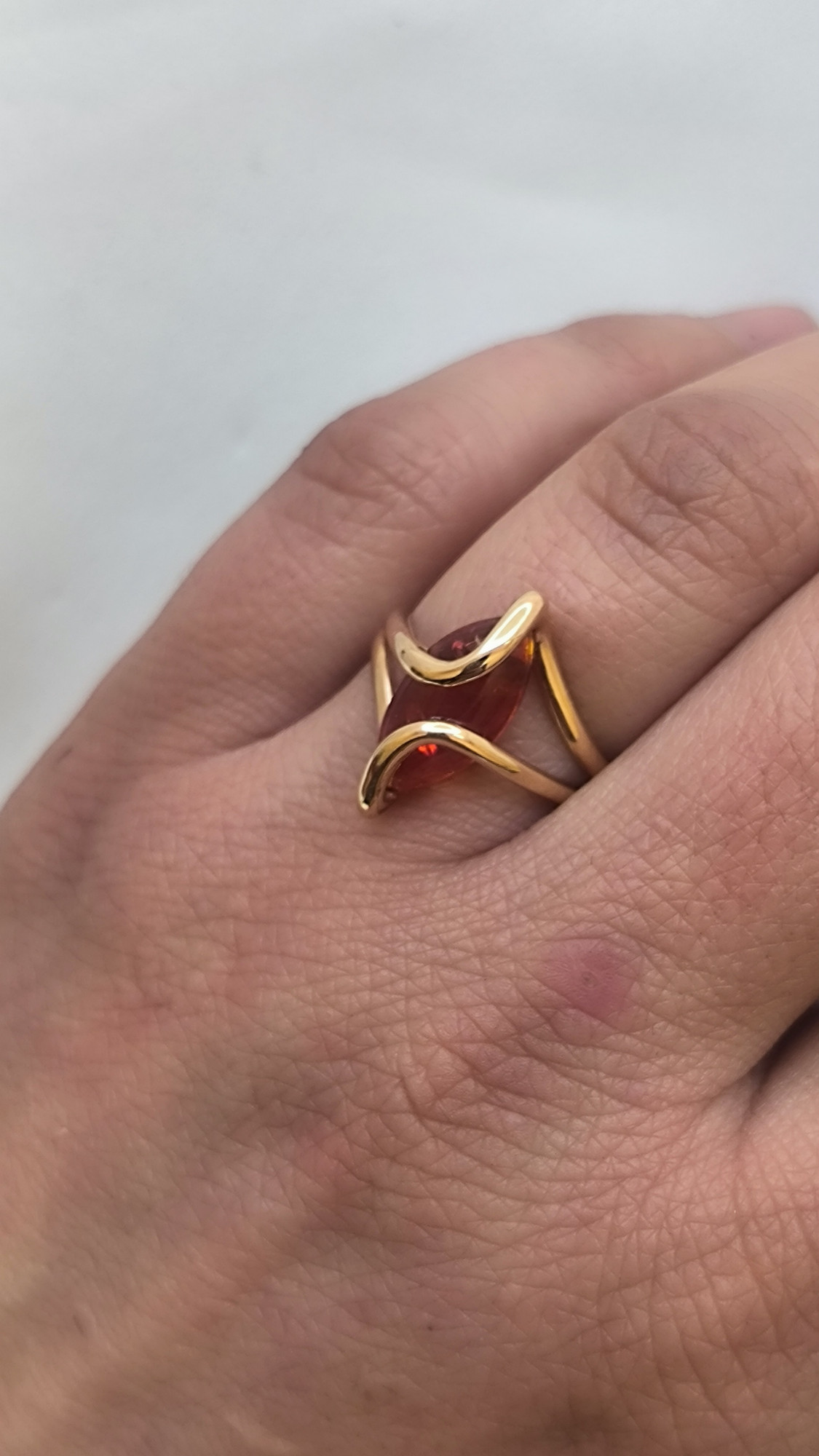 Кольцо из красного золота с янтарем (33541535)  3