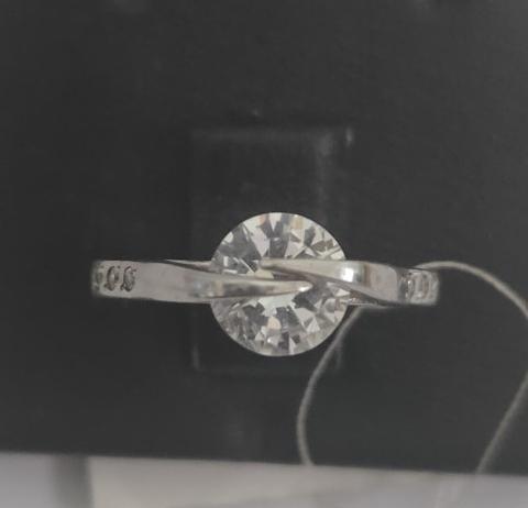 Серебряное кольцо с цирконием (30514431) 0