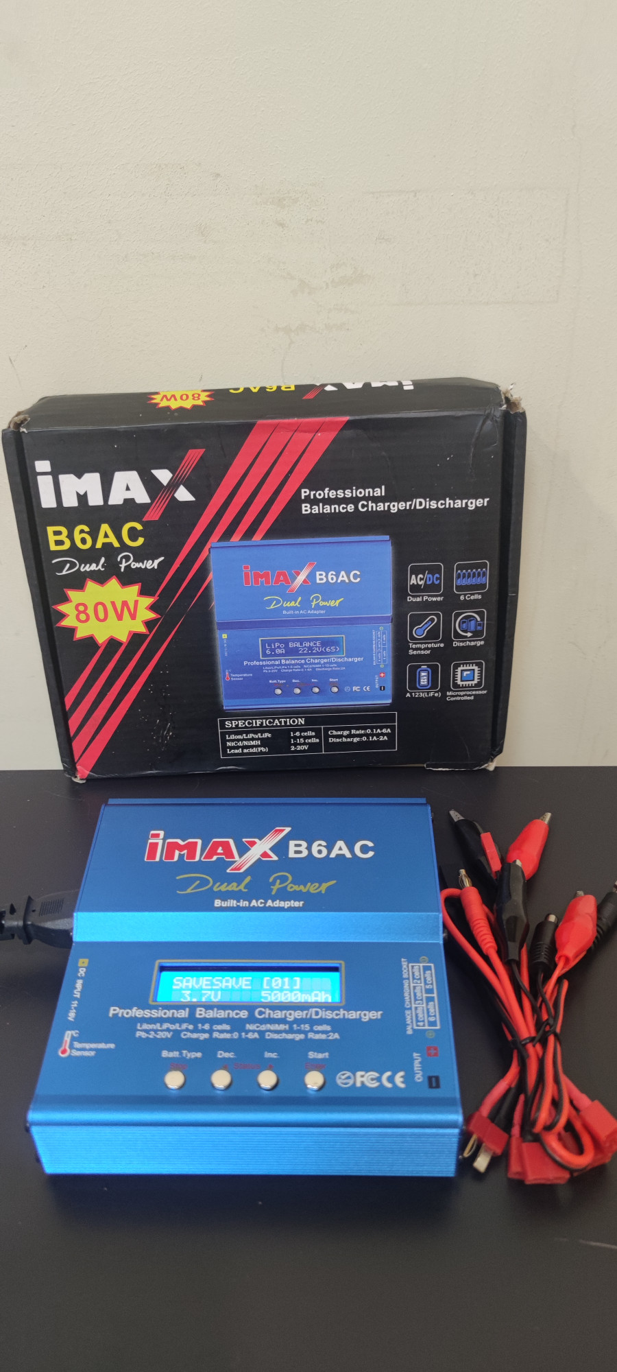 Універсальний зарядний пристрій IMAX B6AC для акумуляторів з балансиром та вбудованим блоком живлення 80W  1