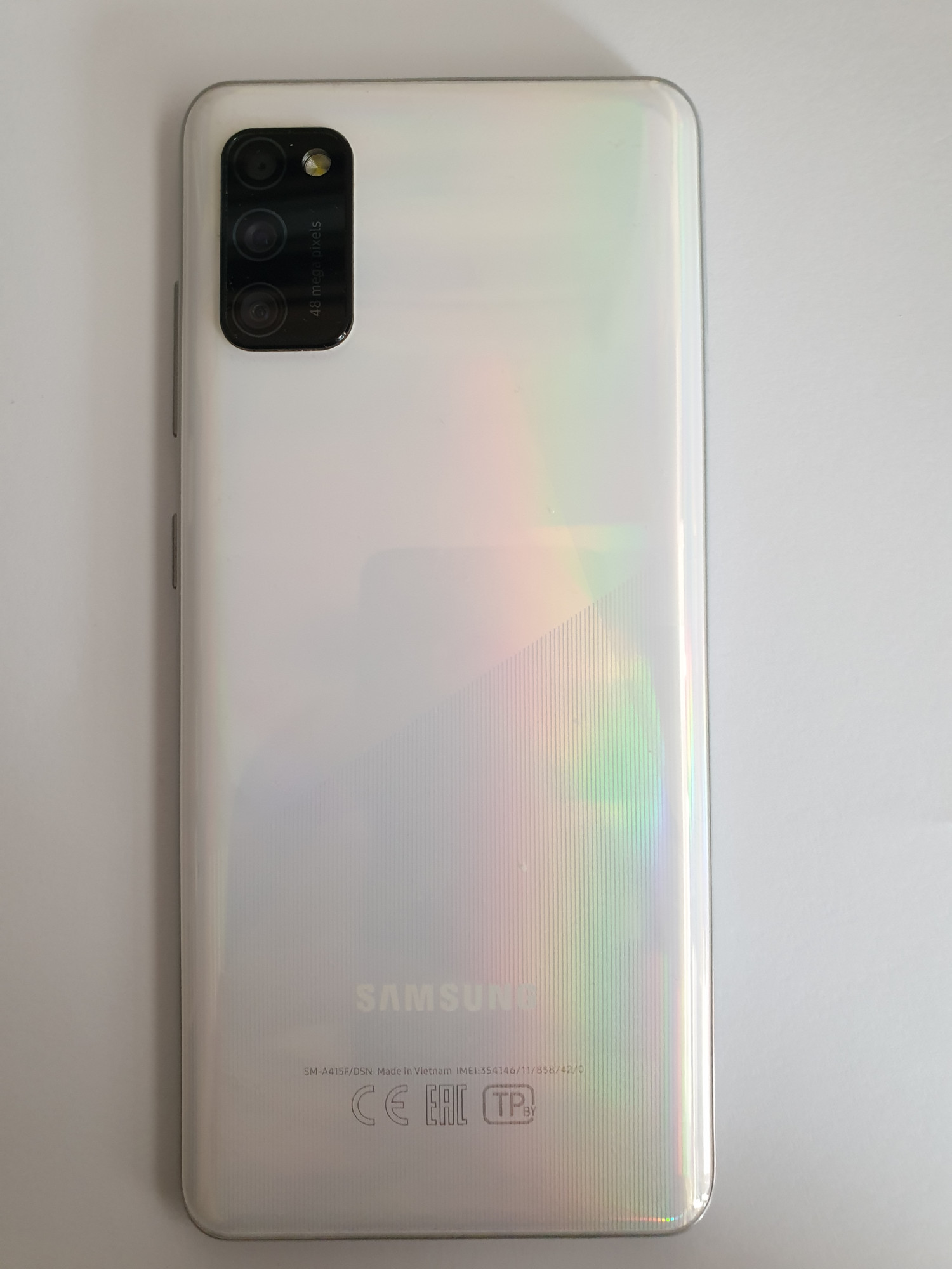 Samsung Galaxy A41 4/64Gb White (SM-A415FZWDSEK)  1