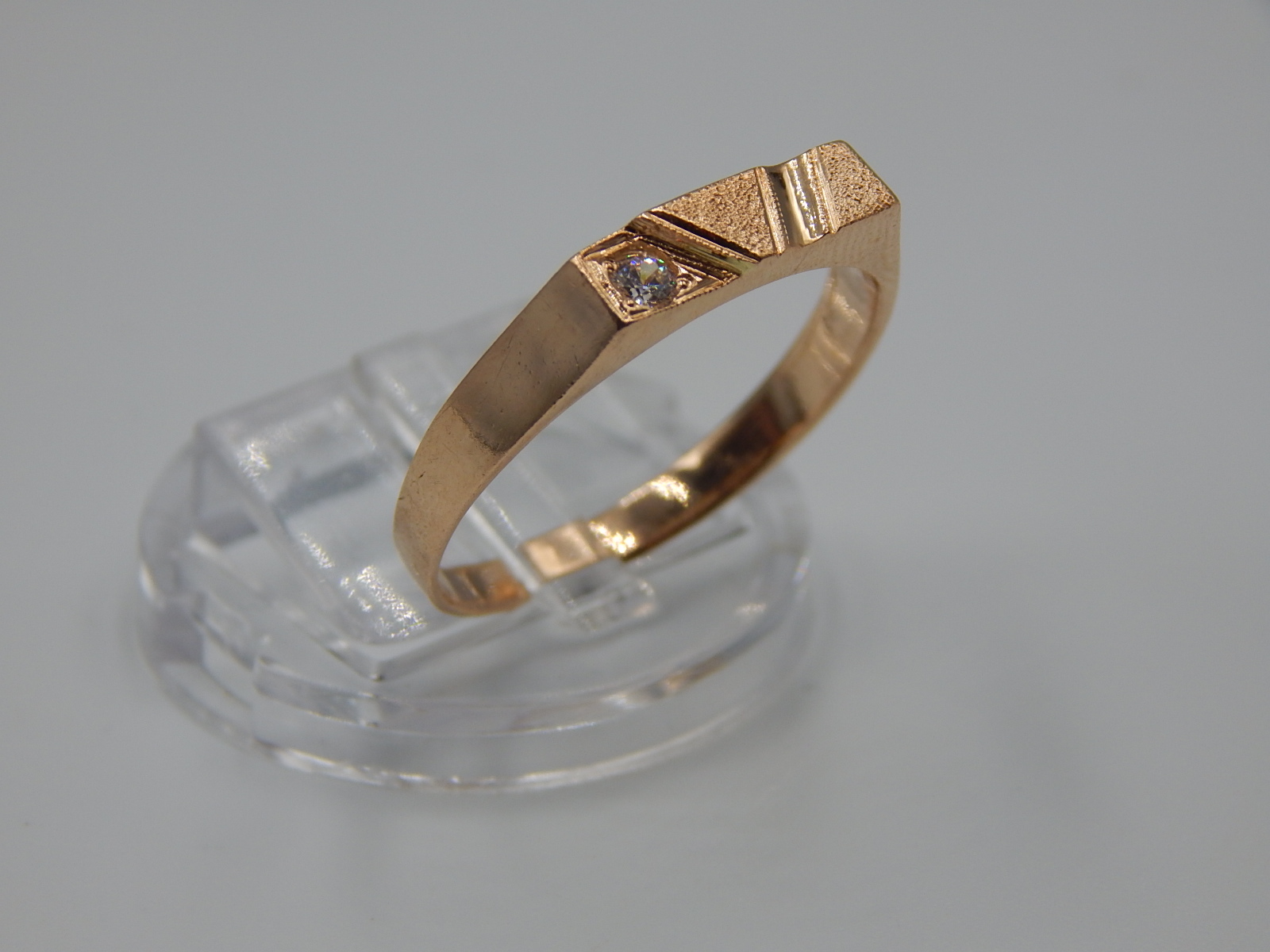Перстень з червоного золота з цирконієм (33477366) 2