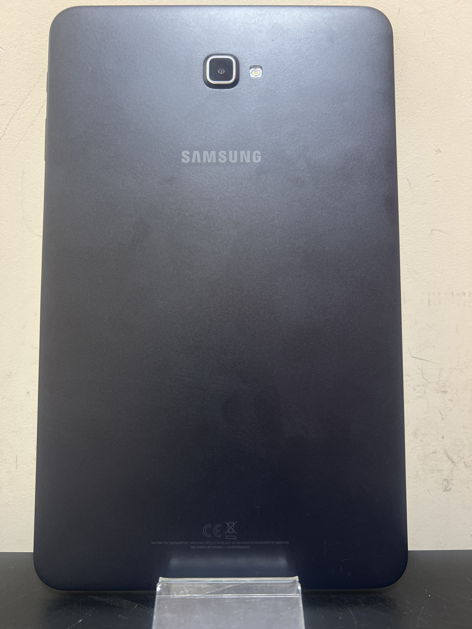 Планшет Samsung Galaxy Tab A 10.1 SM-T585 16Gb 4