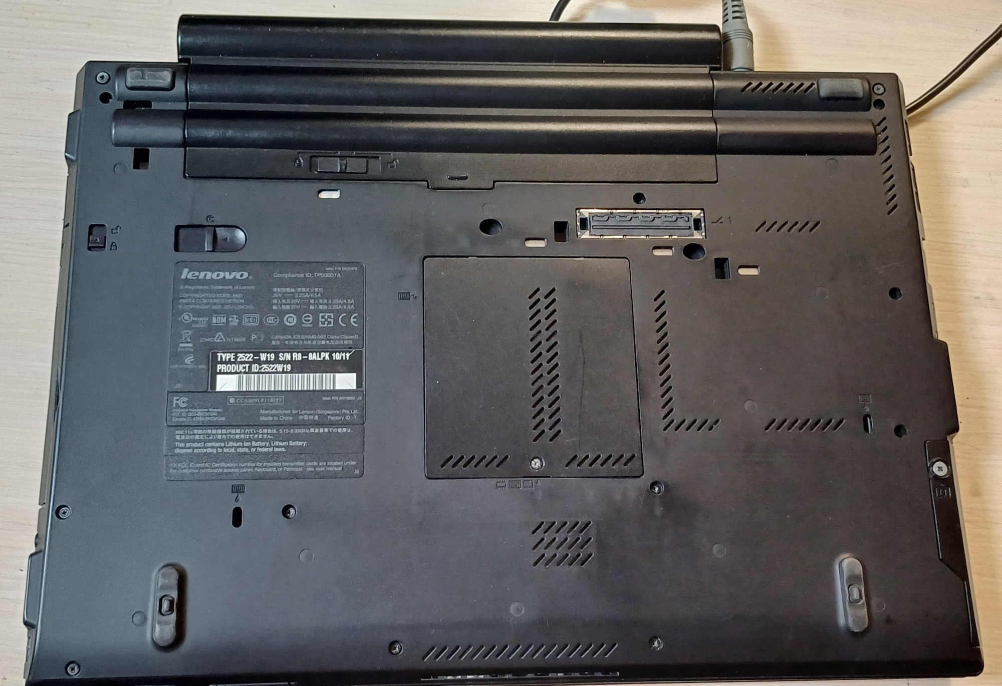 Ноутбук Lenovo ThinkPad T410 2522W19 (Intel Core i5-M520/5Gb/HDD160Gb) (33639873) 2