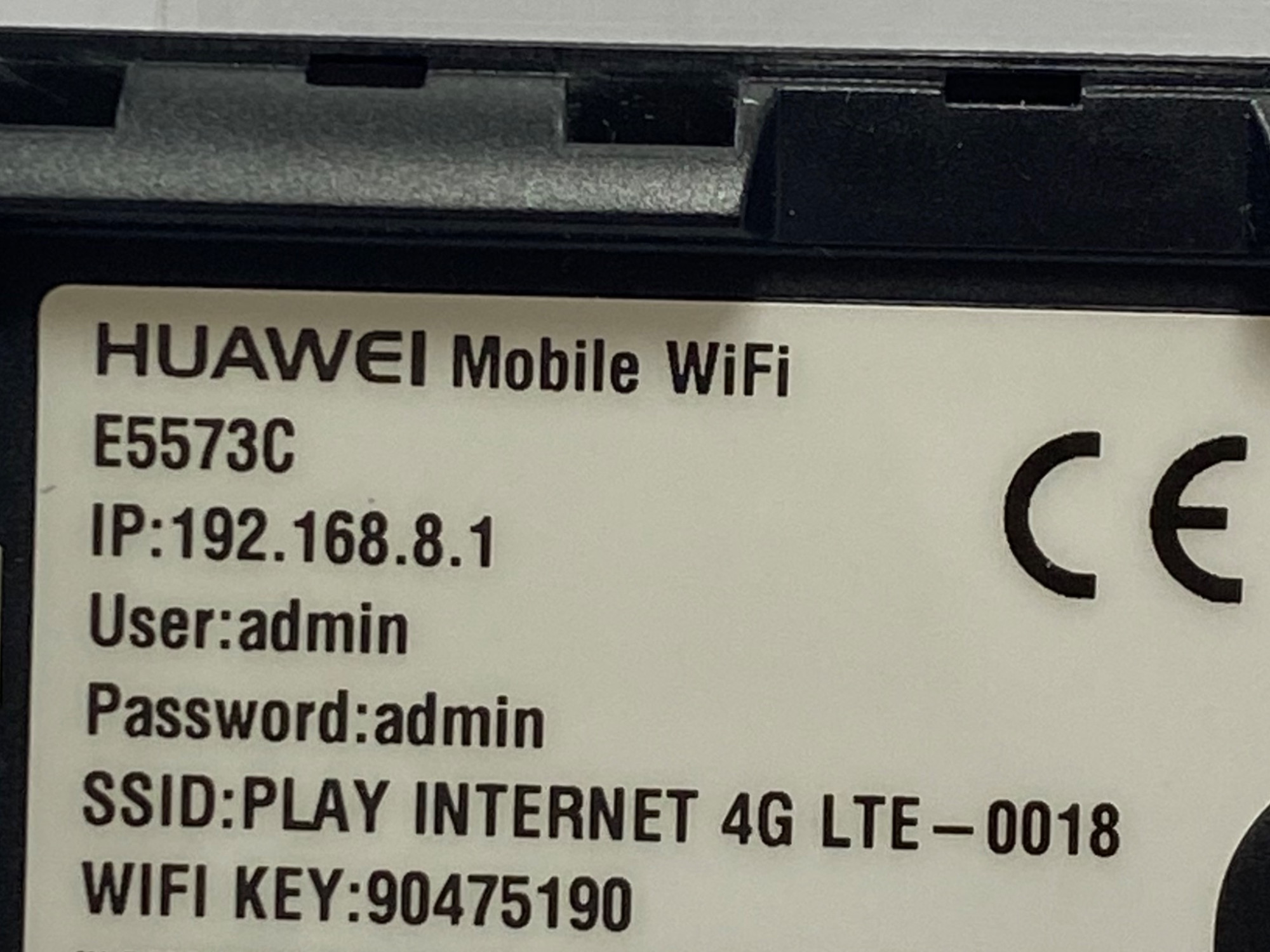 3G модем Huawei E5573Cs-322  1