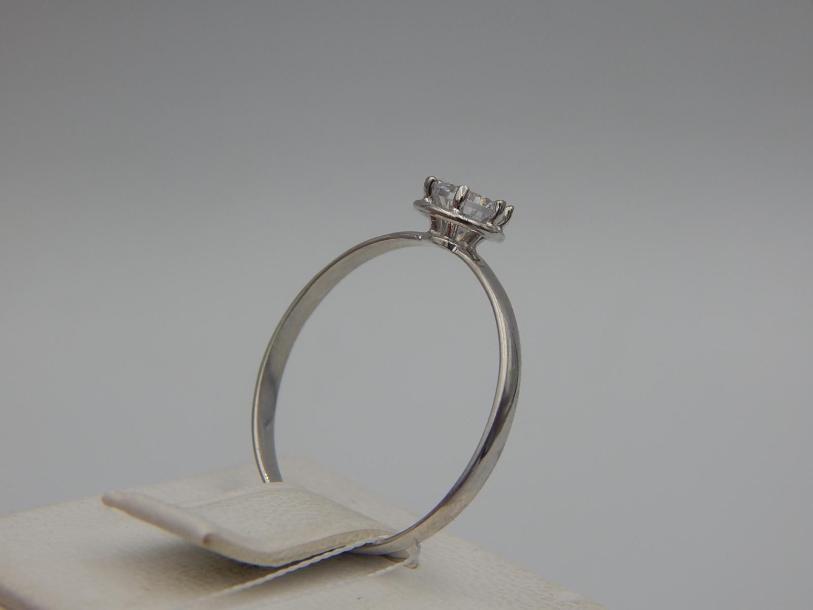 Серебряное кольцо с цирконием (30513826) 2