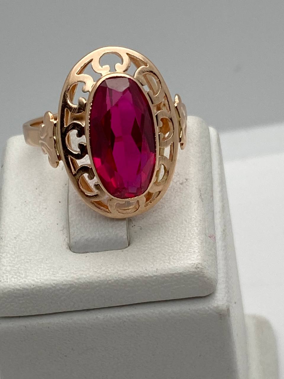 Перстень из красного золота с корундом (30567788) 2