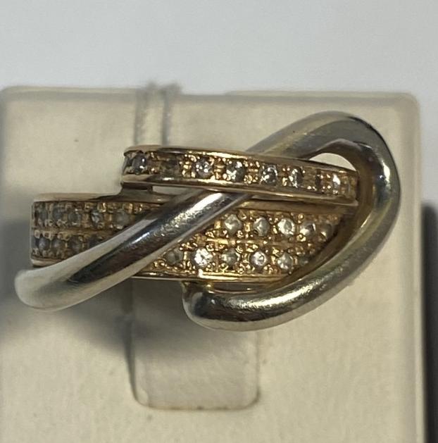 Кольцо из красного и белого золота с цирконием (33454975)  0