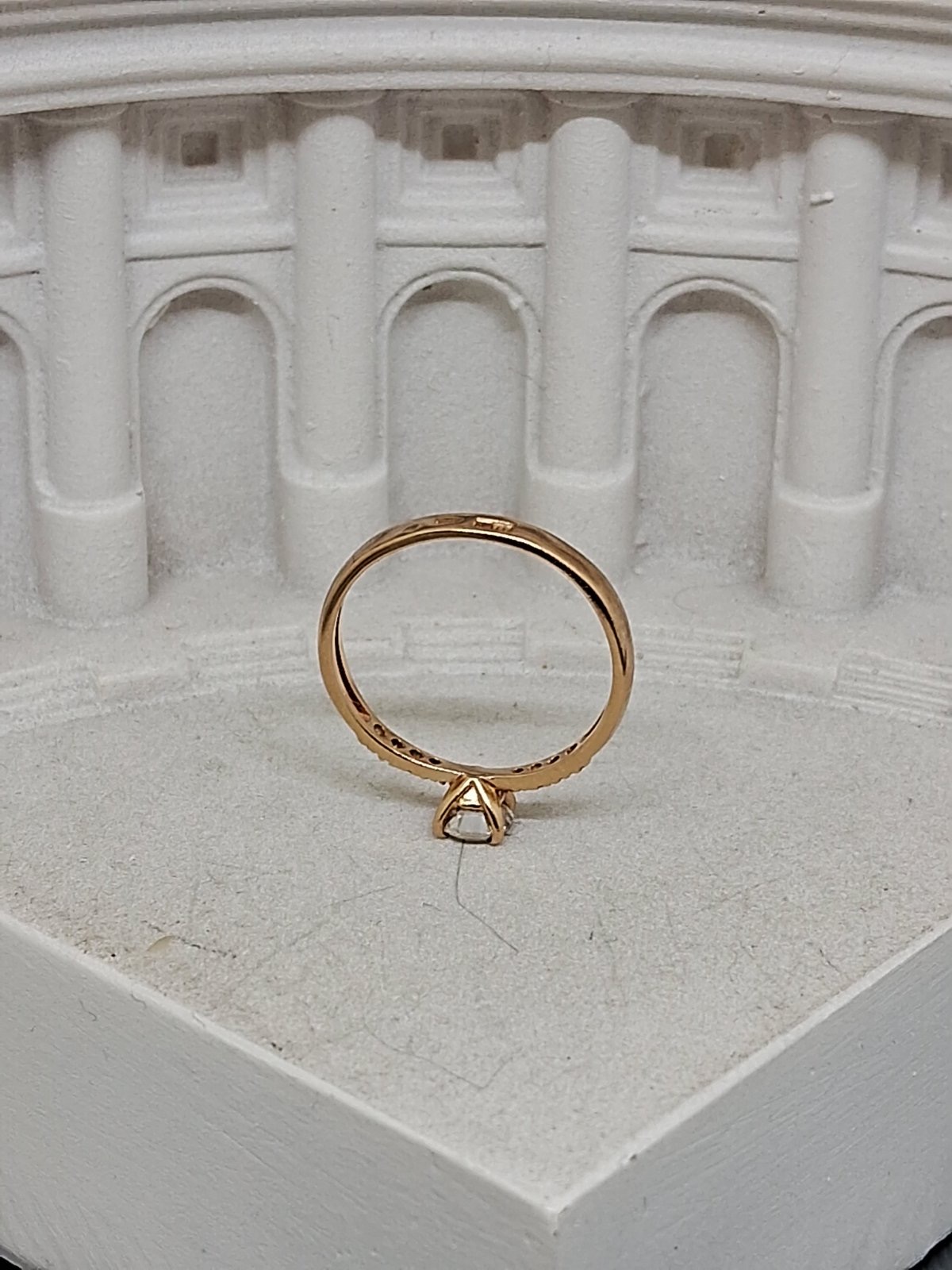 Кольцо из красного золота с цирконием (32488267) 4