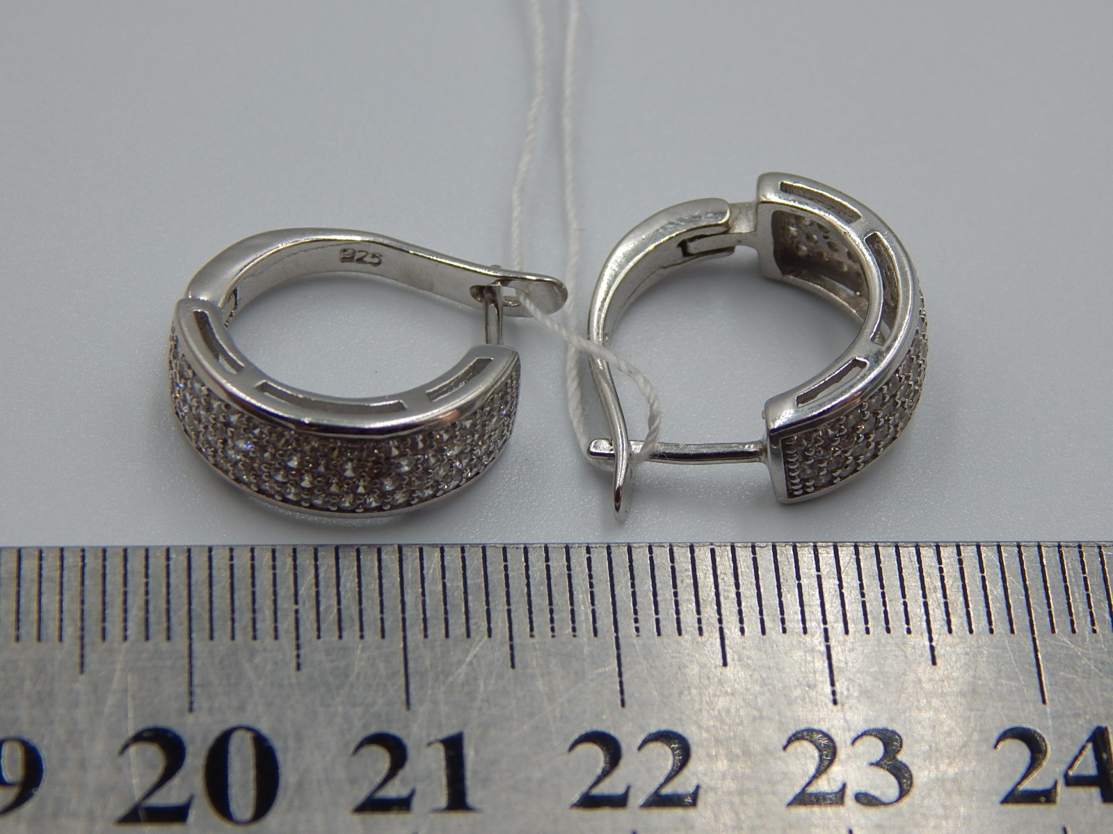 Серебряные серьги с цирконием (30535102) 3