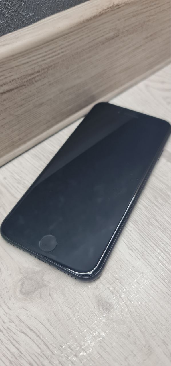 Apple iPhone 8 256Gb Space Gray (MQ7F2) 4