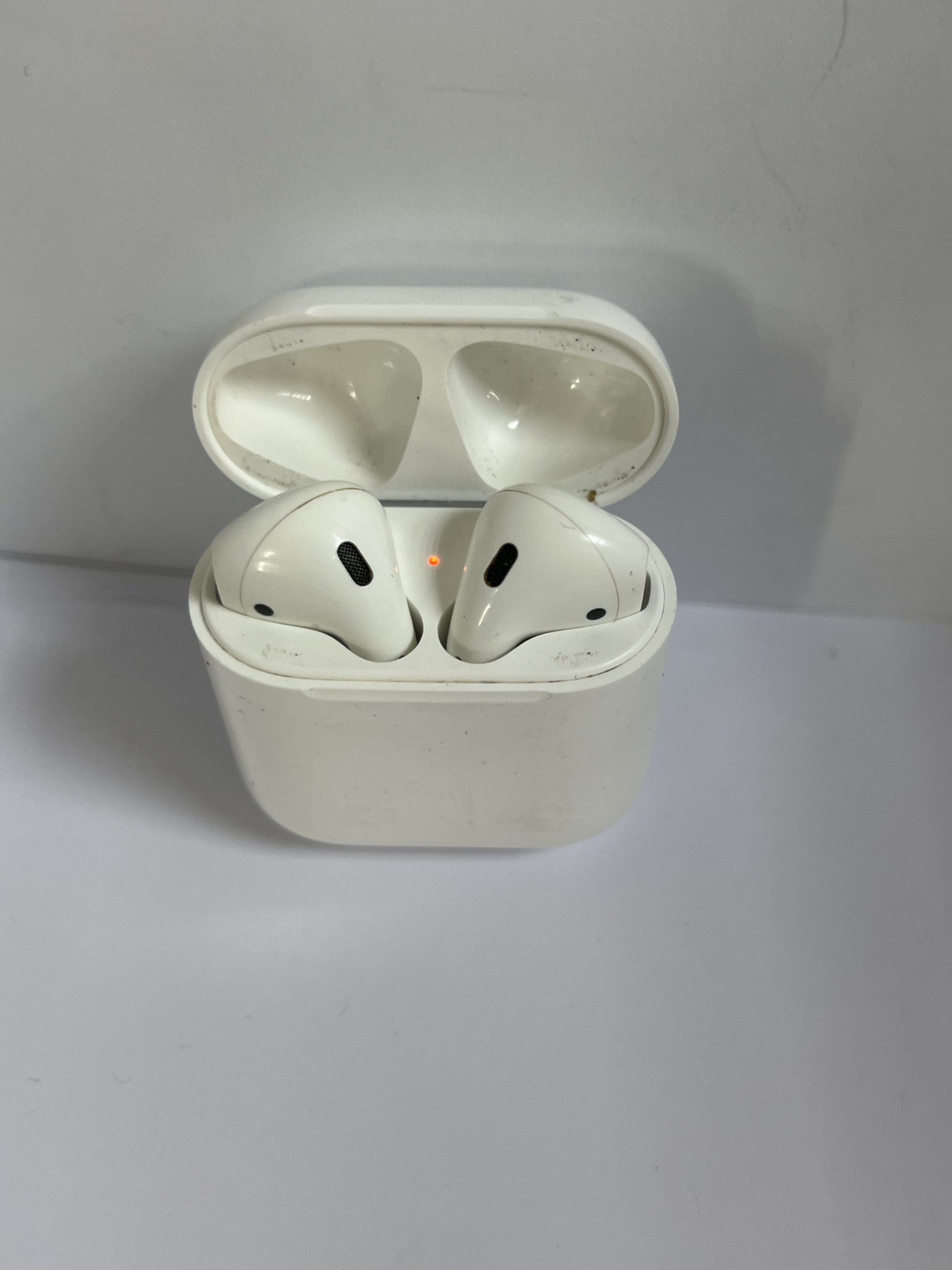 Навушники Apple AirPods (MMEF2) 1