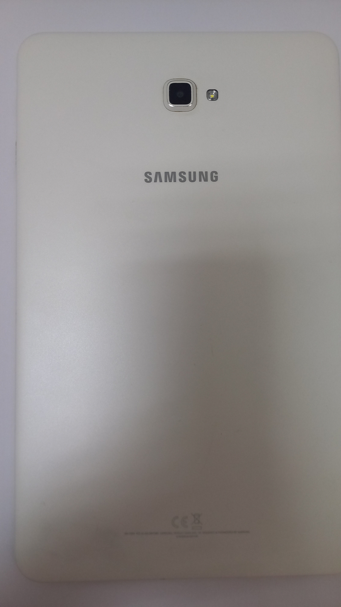 Планшет Samsung Galaxy Tab A 10.1 (2016) SM-T580 2/16Gb 1