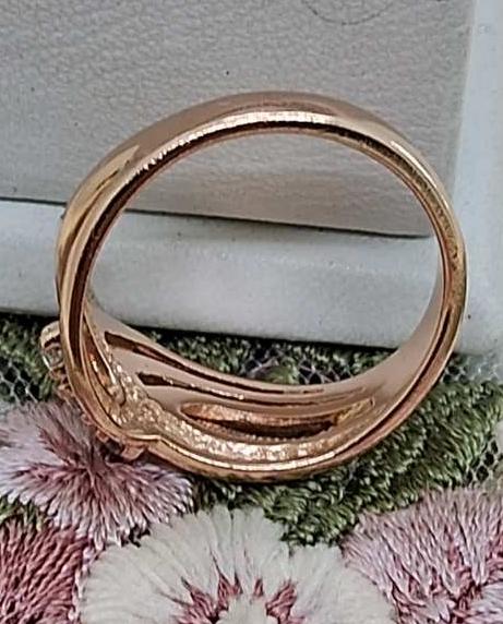 Кольцо из красного и белого золота с цирконием (32595589)  5