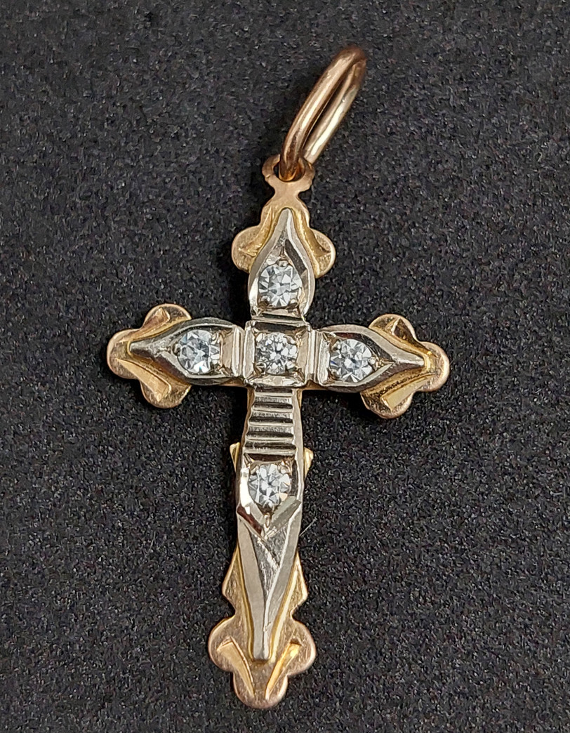 Підвіс-хрест із червоного та білого золота з цирконієм (33688115) 0